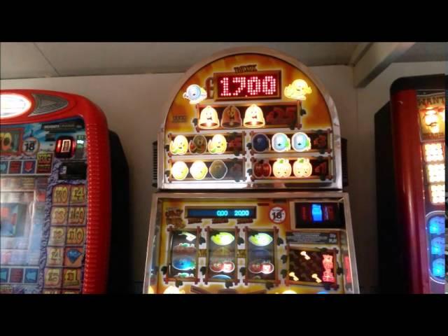 Gold Crazy Fruit Casino Machine £25 Jackpot £50 Challenge