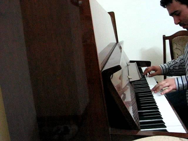 Harout Pamboukjian – Sirum Em Qez / Սիրում եմ քեզ (Piano Cover) by Narbeh Mirzaei