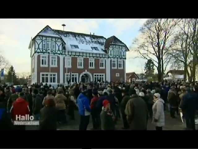 Tostedter Bürger demonstrieren gegen Rechts