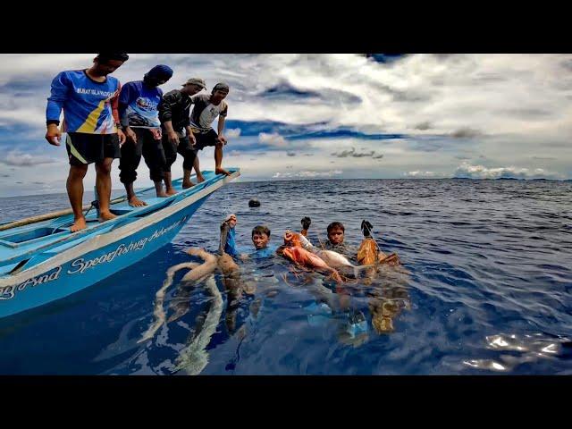 TRADITIONAL LONGLINE FISHING USING LIVE BAITS