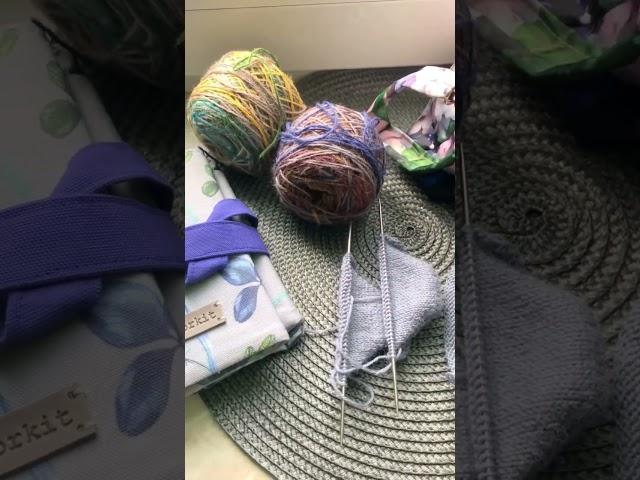 А що у вас на спицях? #knitting