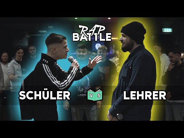 SCHÜLER vs. LEHRER (RAPBATTLE) Klassenbuchdienst 