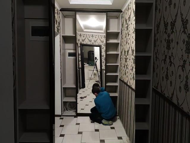 Зеркальный шкаф в прихожей #shorts #short #шкафкупевприхожую #сборка #обзор #wardrobe #cupboard