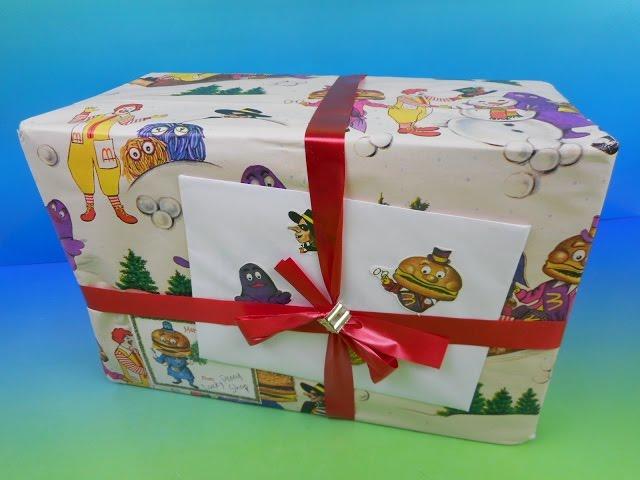 IT'S CHRISTMAS IN JULY WITH LUCKY PENNY SHOP ... SURPRISE GIFT! WHAT'S IN THE BOX?