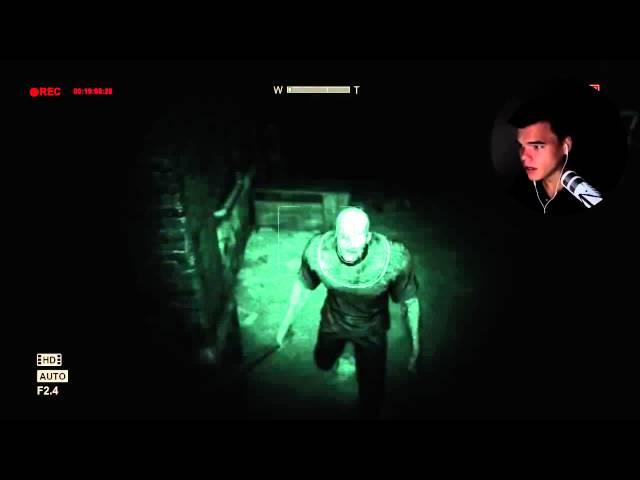 THE HORROR BEGINS! Outlast Gameplay Part 4 HD
