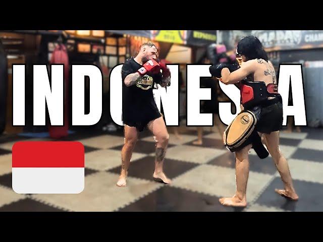 FRIENDLIEST Muay Thai Gym in INDONESIA!  (Bandung)