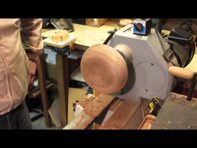 Wood Turning - Beginners Guide #3 - A Bowl