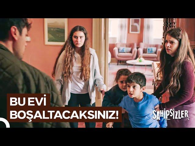 Necla, Kardeşlerin Evindeki Eşyalarını Aldı | Sahipsizler 7. Bölüm