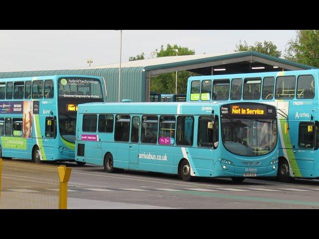 Evening Bus Arrivals at Laird Street Arriva Bus Depot | Summer 2022