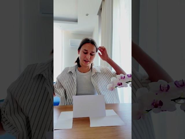 Если не сможете догадаться, досмотрите до инструкции. И впечатляйте родственников и младшеньких!
