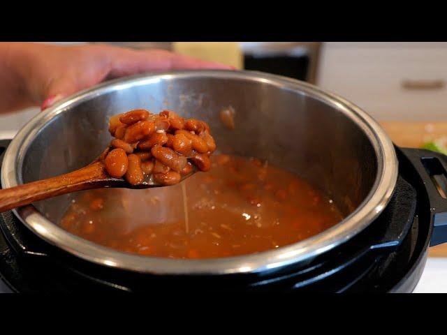 THE BEST EASY FRIJOLES DE LA OLLA IN AN INSTANT POT | MEXICAN BEANS RECIPE | Refried MEXICAN Beans