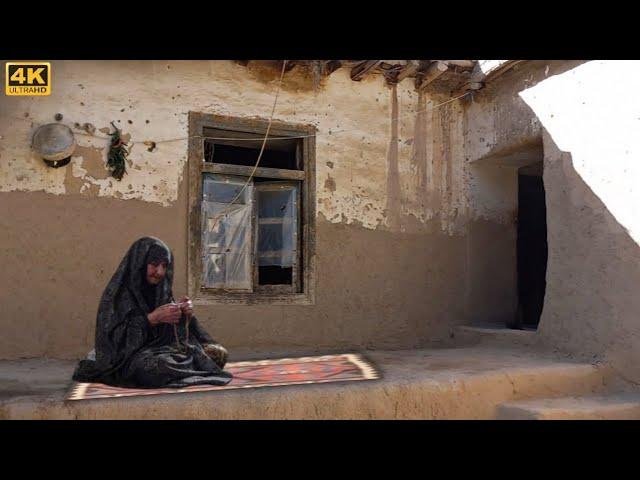 خانه قدیمی مادر کلان در دهکده || Grandmother house in the village