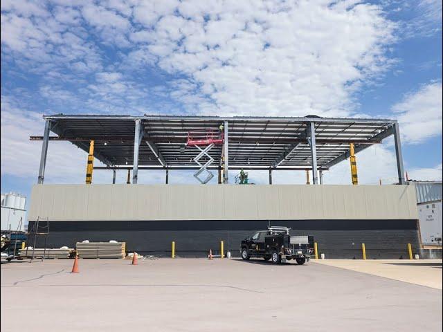 Wolfe Lifts 7,800-sq-ft Warehouse Roof