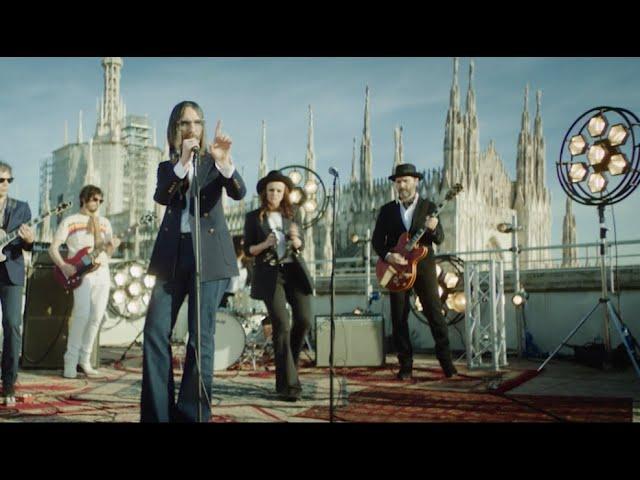 Baustelle – Milano è la metafora dell’amore (Official Video)