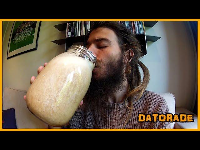 WHAT I ATE FOR BREAKFAST TODAY - RAW VEGAN CARAMEL MILKSHAKE