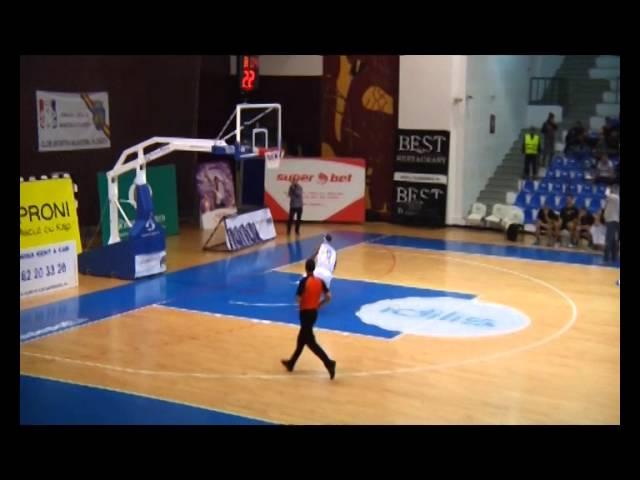 Alhaji Mohammed Fast Break Windmill Dunk