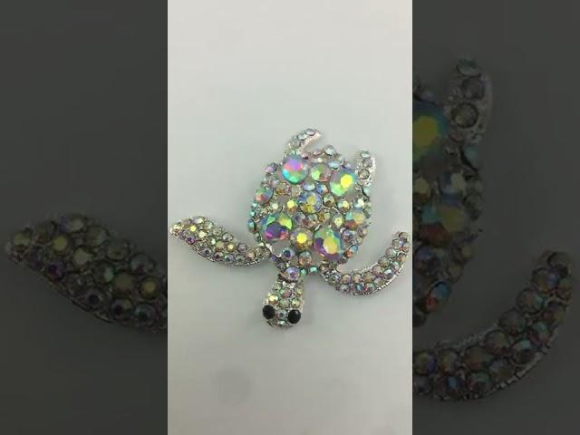 Custom Rhinestone Turtle Brooch Pin Embellishment Cute Tortoise Brooches Girl Gift Animal Hijab Pins