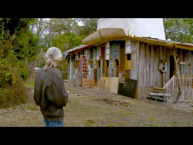 Retired US Army intelligence officer builds homes from recycled materials