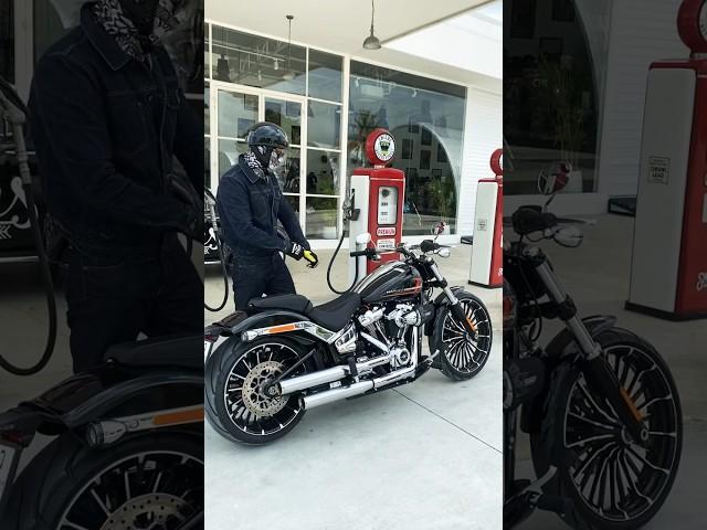 Harley Davidson Breakout 117 [ Exhaust Sound ] #harleydavison #breakout117 #motorcycle
