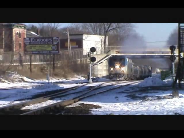 Railfanning Palmer, MA with Chessiecat97@trainamtrakcsx 12/30/10