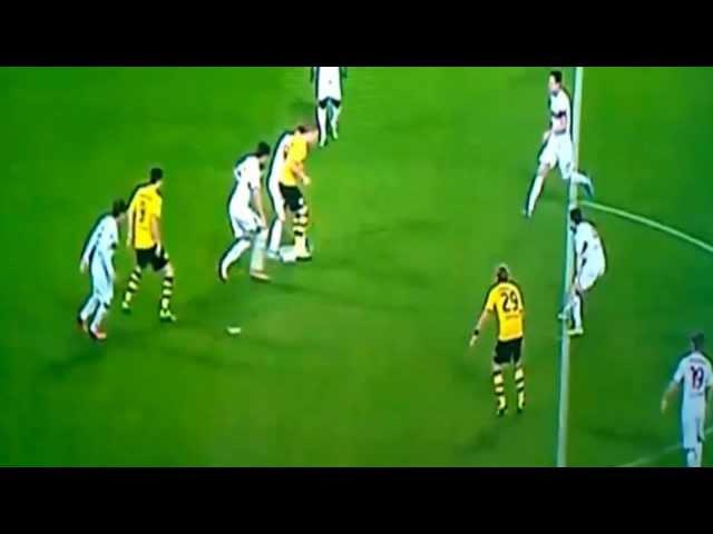 Marco Reus Amazing Back-Heel (Borussia Dortmund 3-1 VfB Stuttgart) 01.11.2013