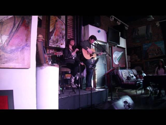 Jackie Arredondo "Unplugged" LIVE in Nashville 1