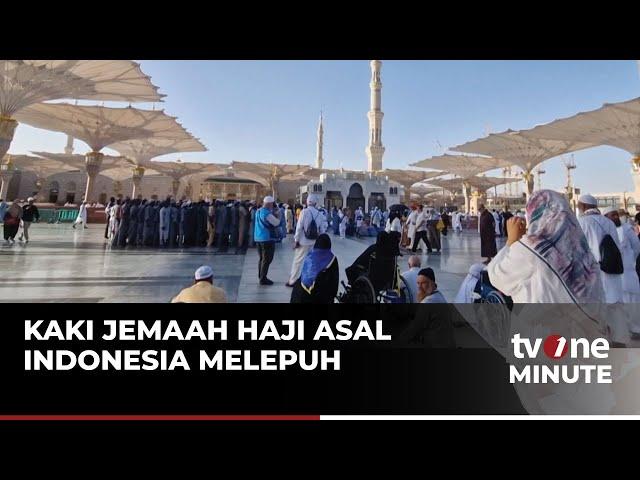 Tak Pakai Sandal, Kaki Jemaah Haji Melepuh | tvOne Minute