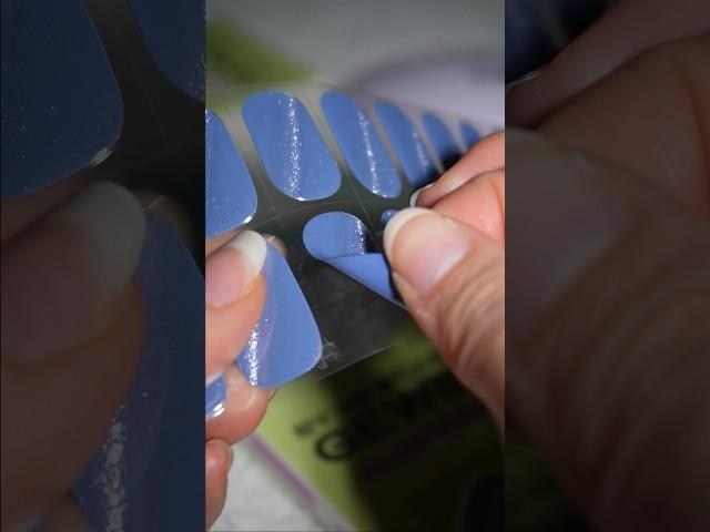 15 minute DIY salon gel nails in sticker form! Meet GEWEL. At home manicure made so easy!! #gewel