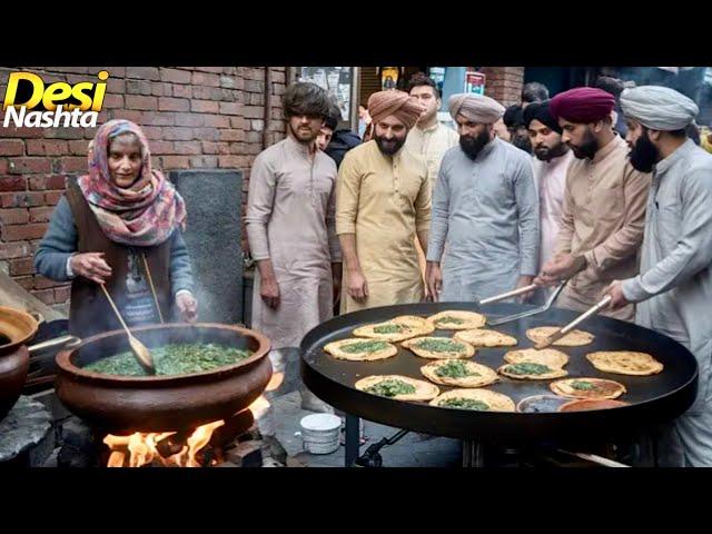 INDIAN STYLE CHEAPEST DESI SAAG PARATHA | ROAD SIDE BEST ALOO SAAG PARATHA | STREET FOOD PAKISTAN