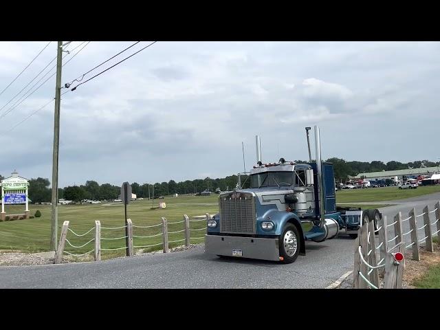 Kenworth W900 A model