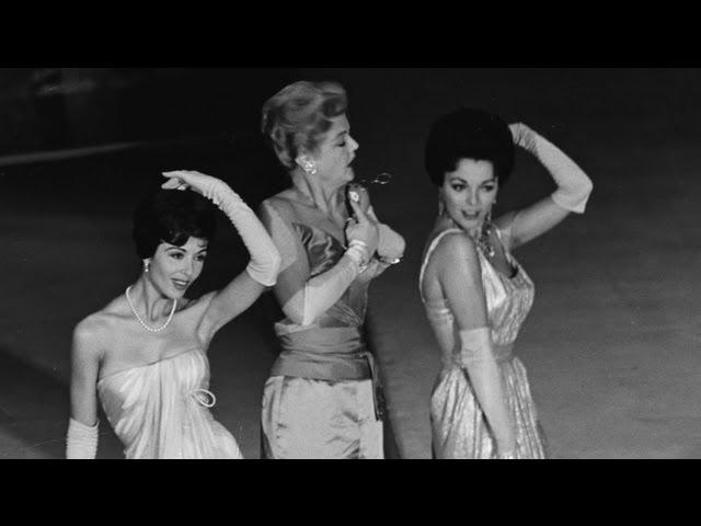 Angela Lansbury, Joan Collins and Dana Wynter performing at the 31st Oscars (1959)