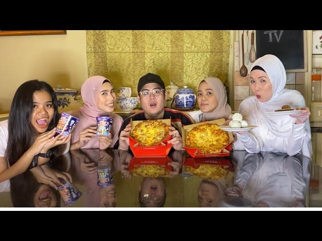 TRYING WEIRD FOOD COMBINATION MALAYSIAN EDITION
