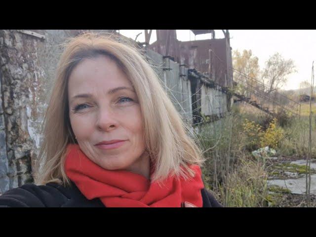 27 ноября. Поездка с мокрой головой. Дали свет! И выключили... Старая баржа в Вилково.