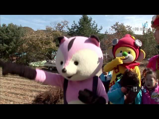 딩동댕 유치원 - Ding Dong Dang Kindergarten_아삭아삭 사과 따러 가요~_#001