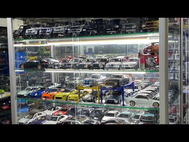 1/18 Scale Model Cars  Store In Dubai DieCast Miniature Cars