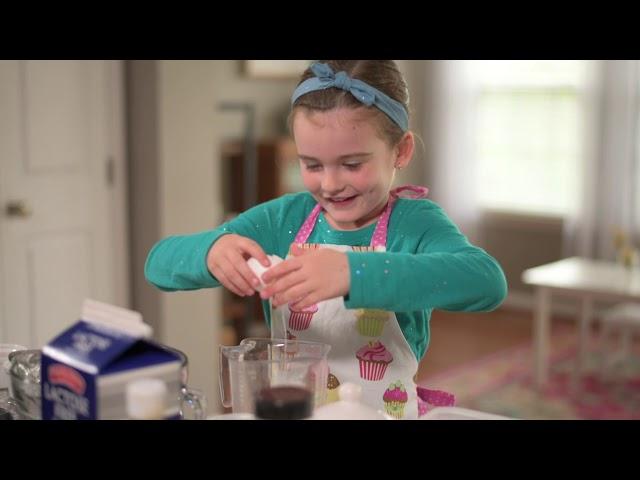 Adorable 6-Year Old Has Her Own Cooking Show - Chef Paisley Makes Pancakes