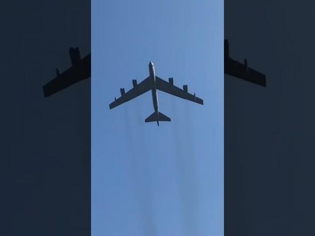 When a Nuke From a B-52 Bomber Got Lost In Ice, And Is still Missing