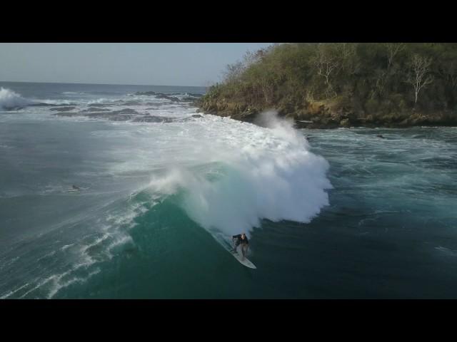 Surf Mt Irvine (Drone)  APRIL 2017