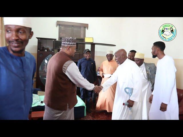 JMAT YAZURU  KABURI LA SHEIKH NURDIN MANGOCH/ SHEIKH DR ALHAD MUSSA SALUM PAMOJA NA DC ABDALLAH M...