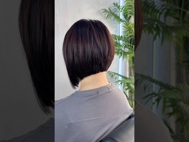ЖЕНСКАЯ КОРОТКАЯ СТРИЖКА #боб #обучениестрижкам #мариупольсегодня #мариуполь #женскиестрижки