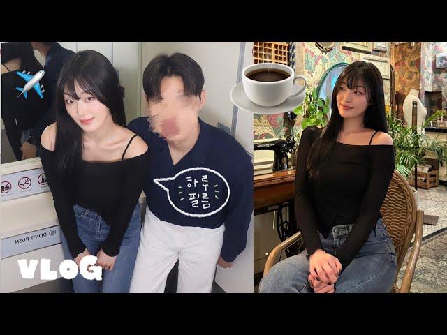 [데이트vlog] 2년 차 커플은 어떻게 놀까?‍️‍ : 조용한 연남동 카페 추천️ • 비행기 하루필름 후기 • 영화관 먹방 • 애슐리 퀸즈 리뷰