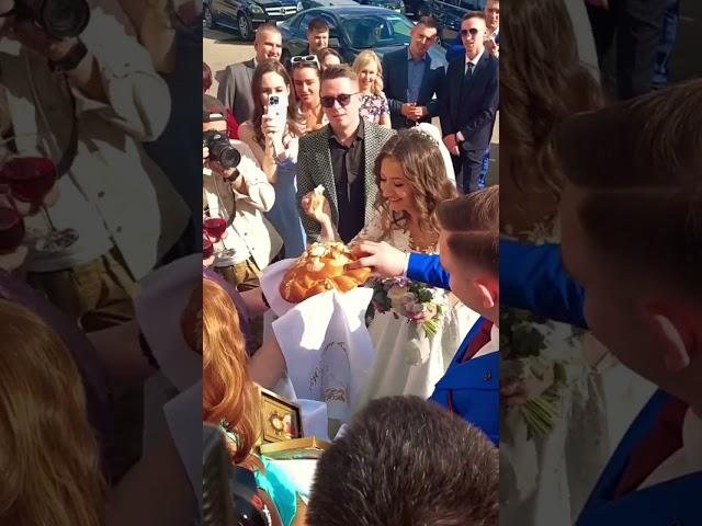#каравай , который часто не хотят делать #свадьба #свадебныетрадиции #жених #невеста #ведущий #мск