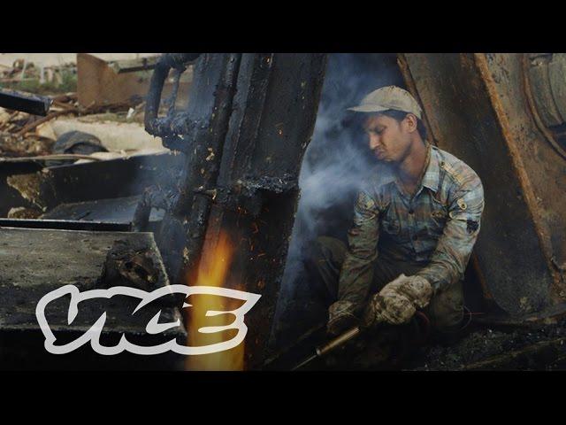 The Ship Breakers of Bangladesh: VICE INTL