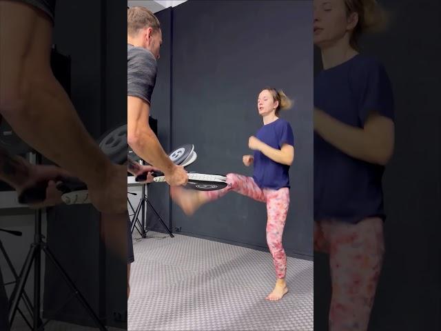 TAEKWONDO/TRAINING/WORKOUT