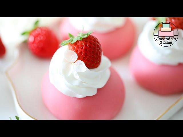 Make this real strawberry mochi. Can't stop eating it!