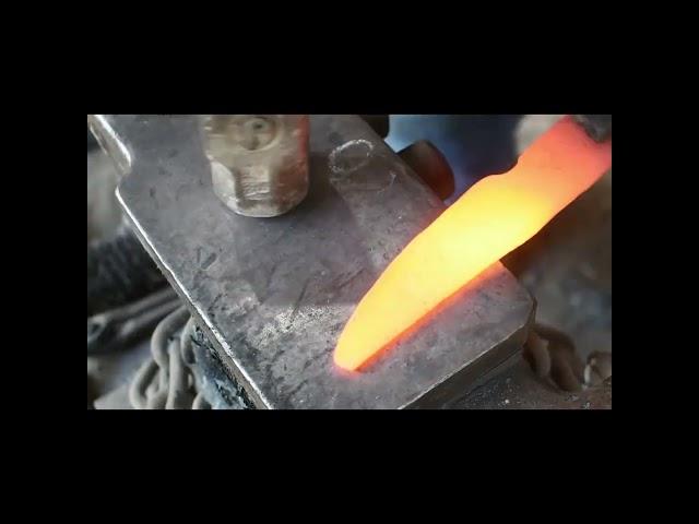 Hand forged hunting knife #blacksmithforge #handforged #forging