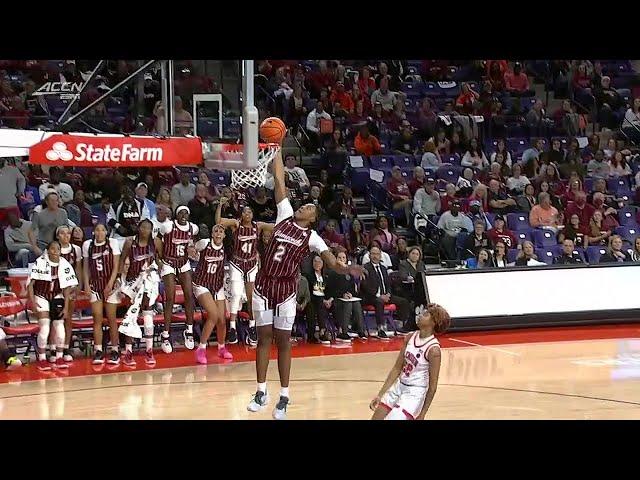 DUNK By Freshman Ashlyn Watkins For #1 South Carolina Gamecocks vs Clemson Tigers!