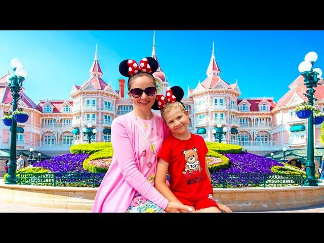 Diana and Roma visited Disneyland!