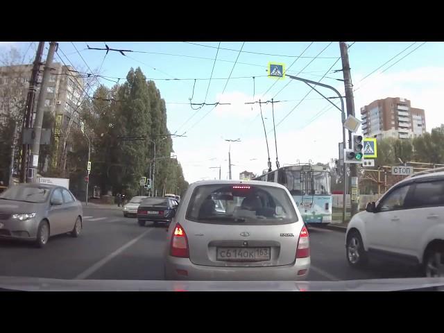 Иногда и полиция (ДПС) в нужном месте (Police in the right place)