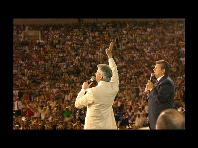 BENNY HINN COMPILATION (4 LOOPS, BETTER QUALITY VERSION) -  HIS HOLY PRESENCE